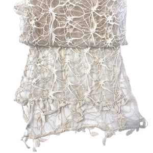 Vintage Delicate Lace Wrap in botanical weave‎